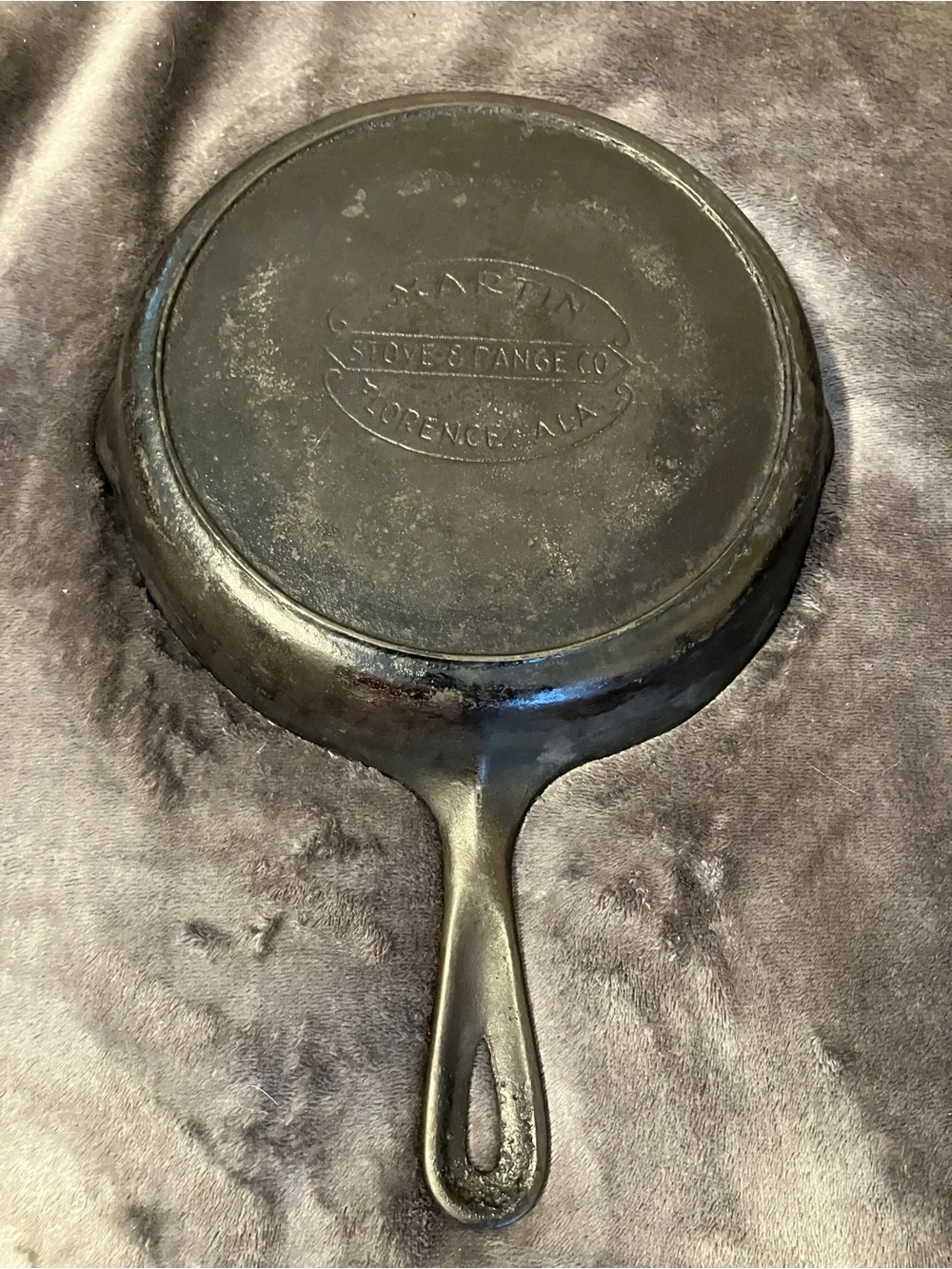 Martin Cast Iron #7 Shallow Skillet with Hamburger Logo